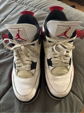 Jordan Men's White Black Red Retro Basketball Sneakers